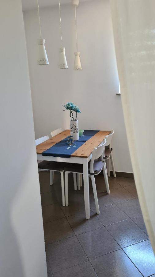 Hotel Dora Nijvice Zewnętrze zdjęcie