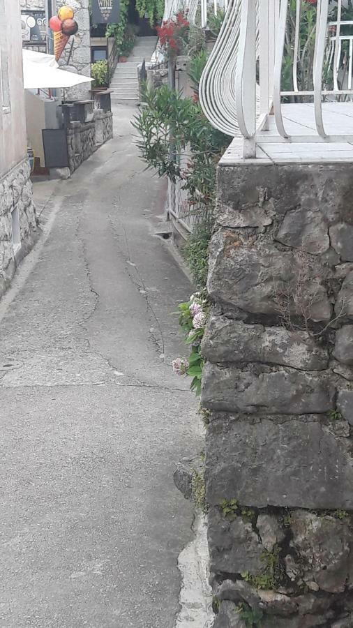 Hotel Dora Nijvice Zewnętrze zdjęcie
